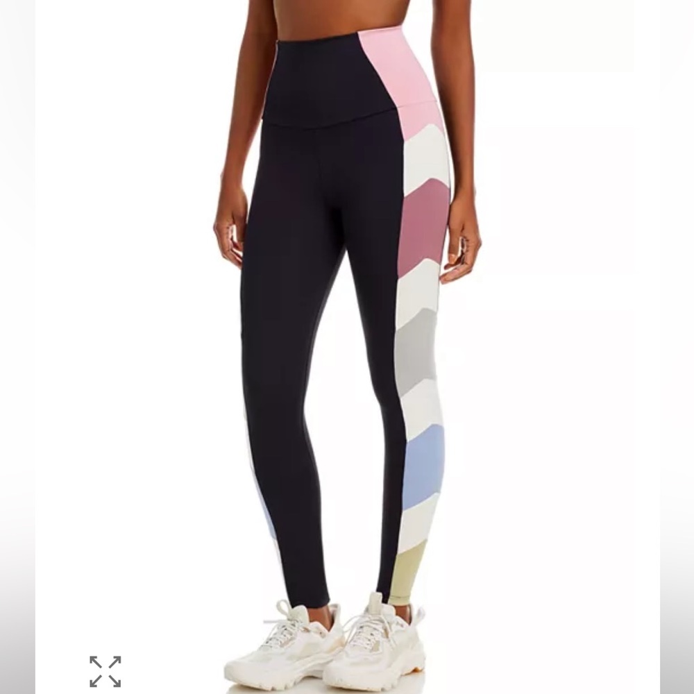 Port De Bras Pastel Arrow Print High Rise Leggings. Size M. NWT